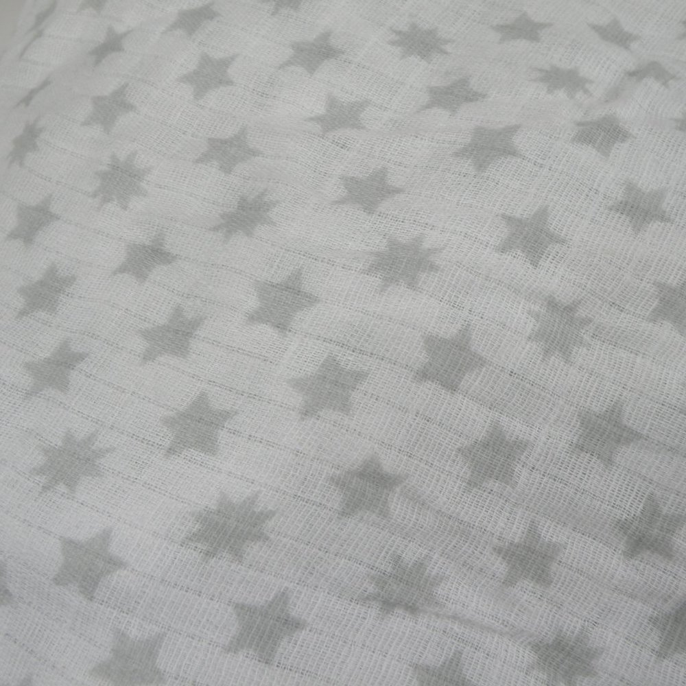 Gray star patterned crib sheet